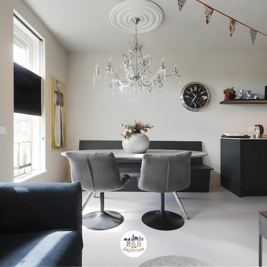 Bb Aan De Zuyderzee Bed & Breakfast Бунсхотен Екстериор снимка